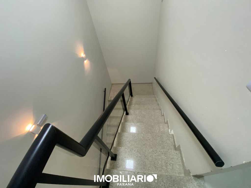 Apartamento para  Venda em Umuarama pela Liderança