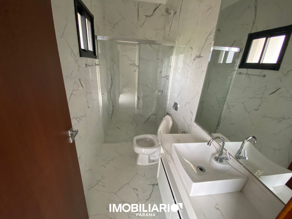 Apartamento para  Venda em Umuarama pela Liderança