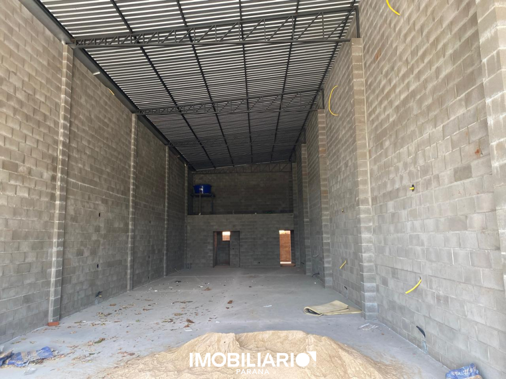 Salão Comercial para  Venda em Umuarama pela Liderança