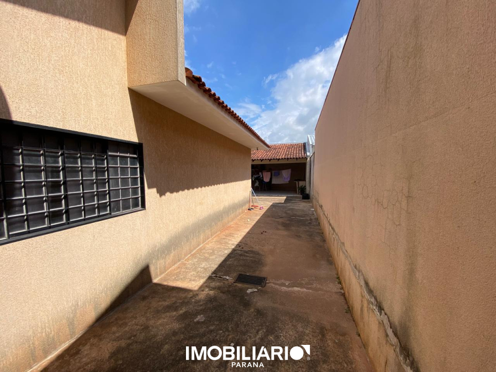 Residência para  Venda em Umuarama pela Liderança