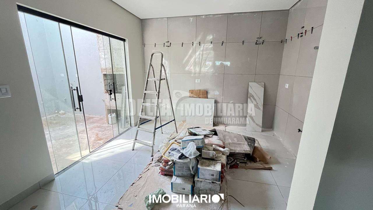 Residência para  Venda em Umuarama pela Delta