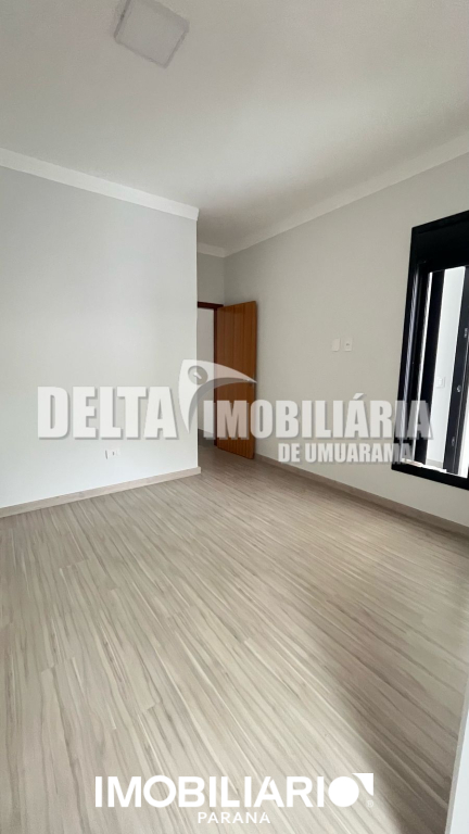 Residência para  Venda em Umuarama pela Delta