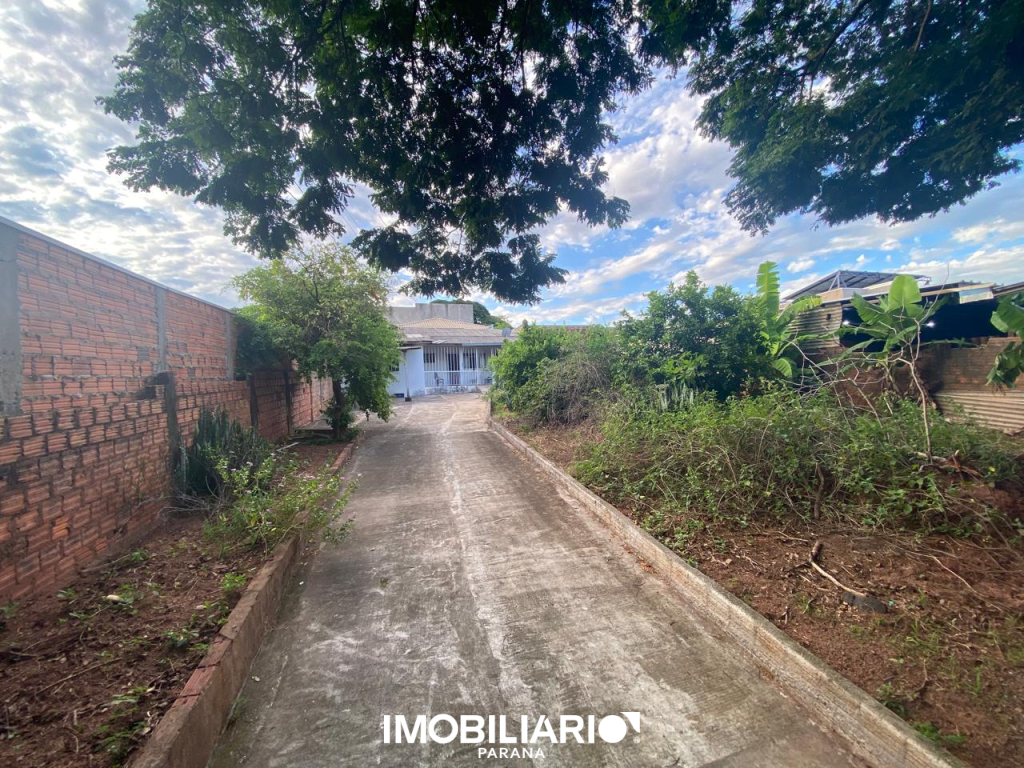 Residência para  Venda em Umuarama pela Liderança