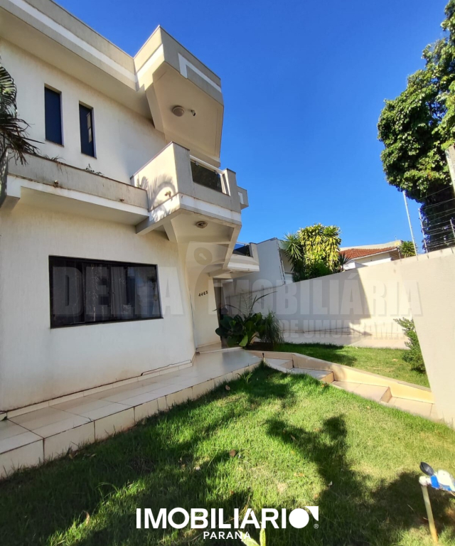 Sobrado para  Venda em Umuarama pela Delta