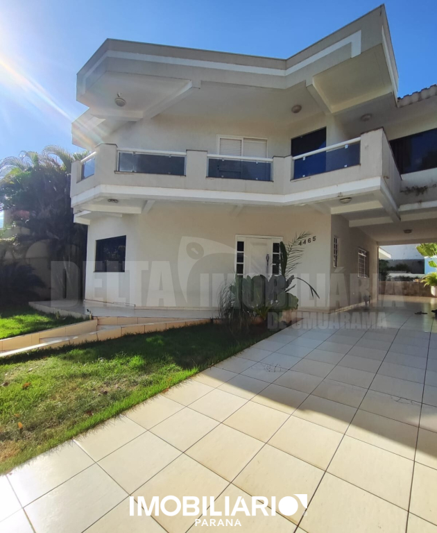 Sobrado para  Venda em Umuarama pela Delta