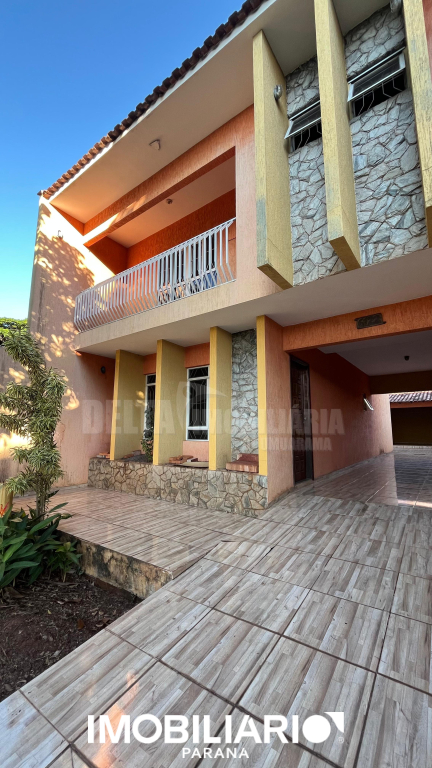 Sobrado para  Venda em Umuarama pela Delta