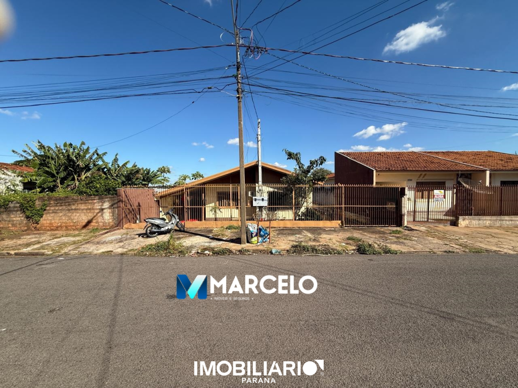 Residência para  Venda em Umuarama pela Marcelo