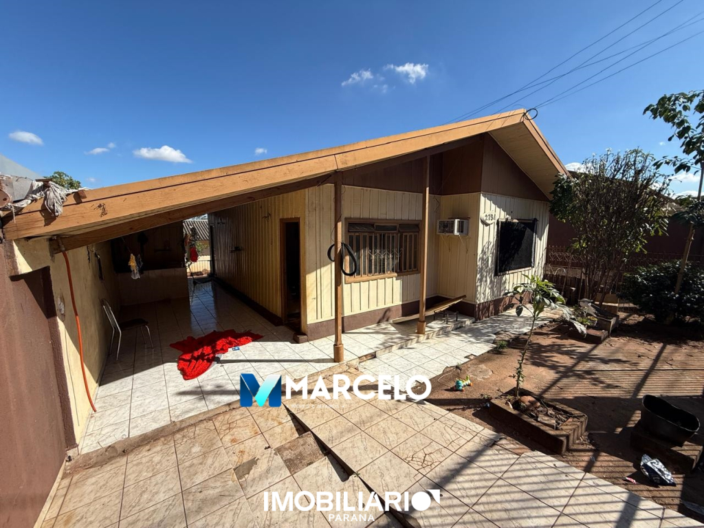 Residência para  Venda em Umuarama pela Marcelo