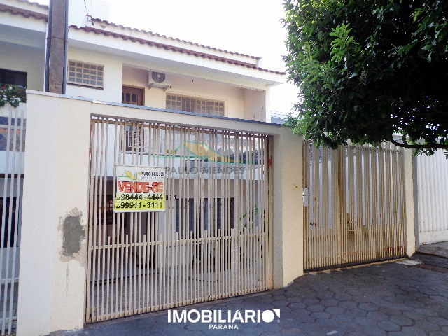 Sobrado para  Venda em Umuarama pela Paulo Mendes