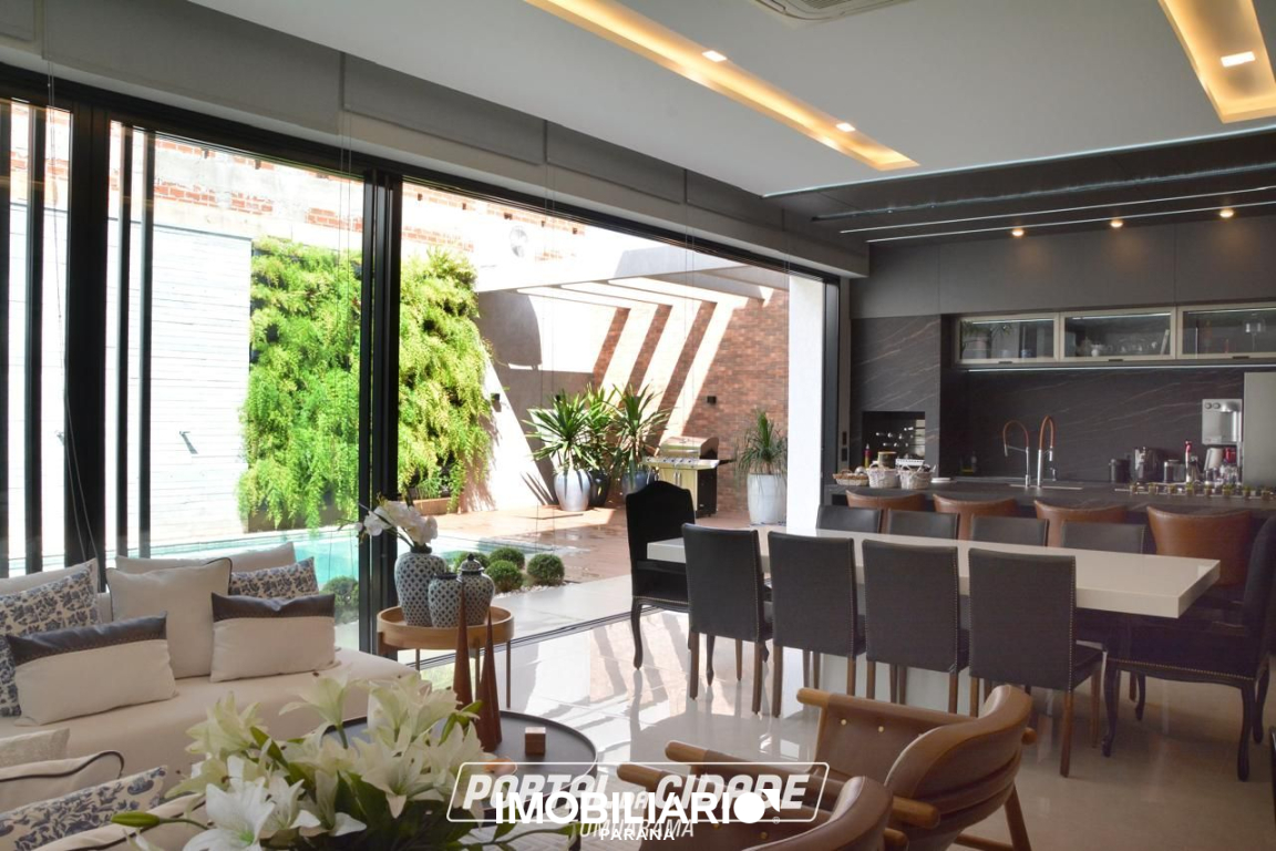 Sobrado para  Venda em Umuarama pela Pizzaia