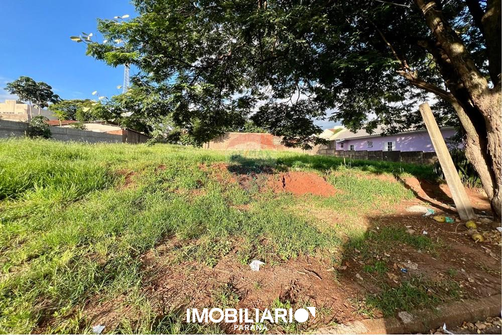 Terreno Comercial para  Venda em Umuarama pela Remax Majob