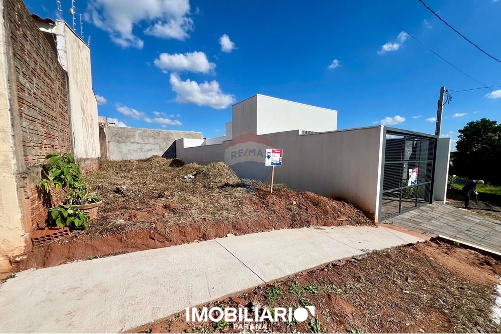 Terreno para  Venda em Umuarama pela Remax Majob