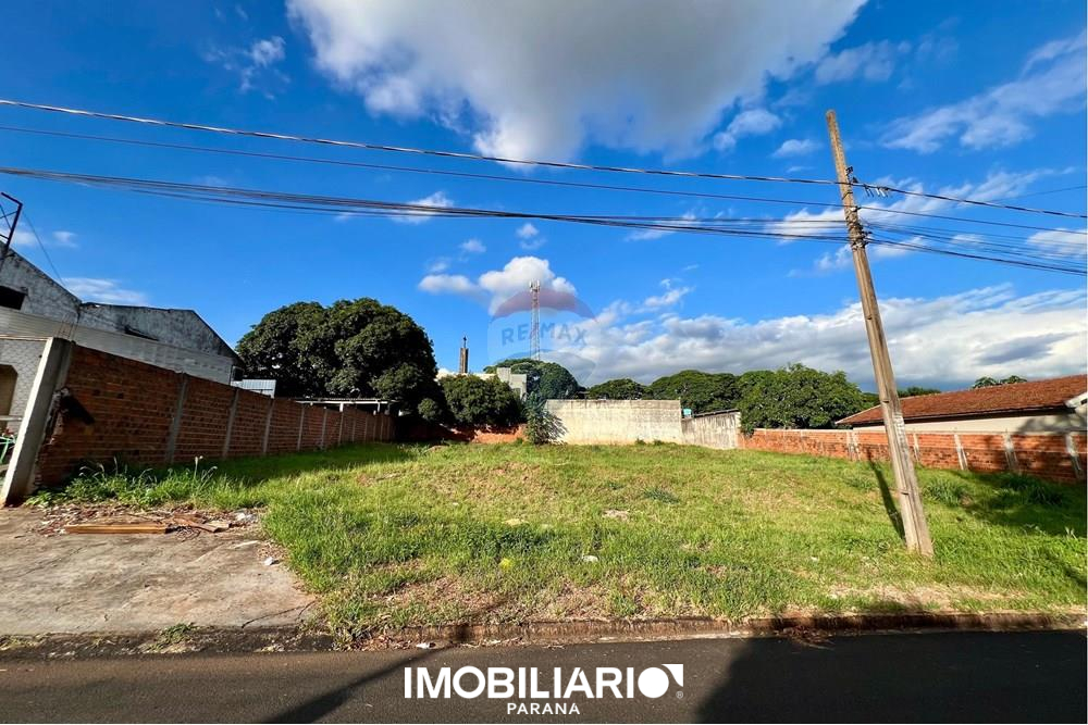 Terreno Comercial para  Venda em Umuarama pela Remax Majob