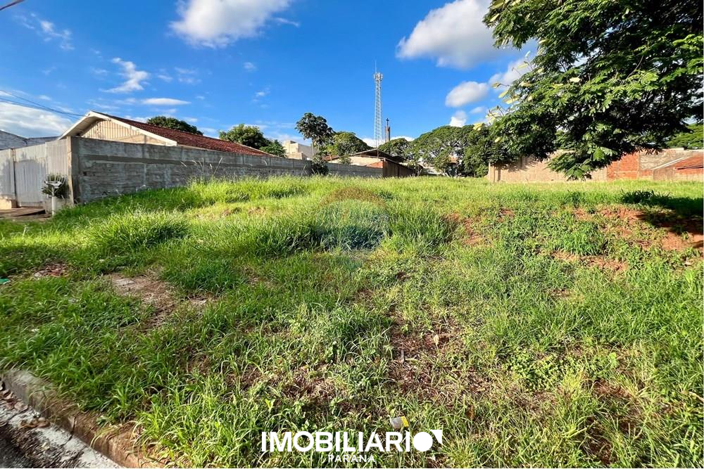 Terreno Comercial para  Venda em Umuarama pela Remax Majob