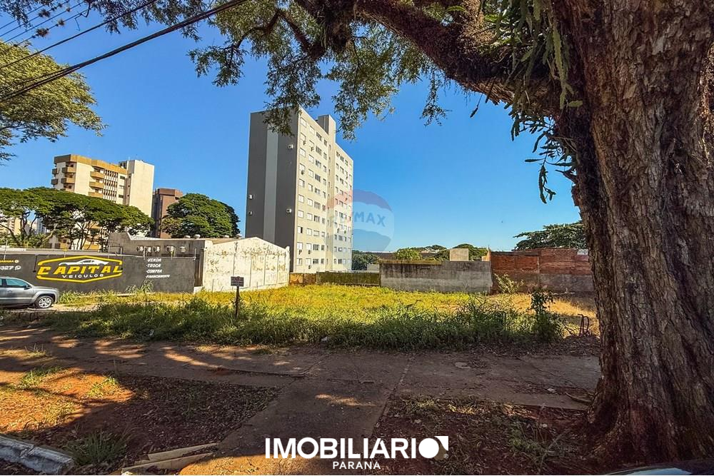 Terreno Comercial para  Venda em Umuarama pela Remax Majob