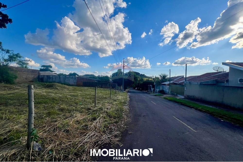 Terreno para  Venda em Umuarama pela Remax Majob