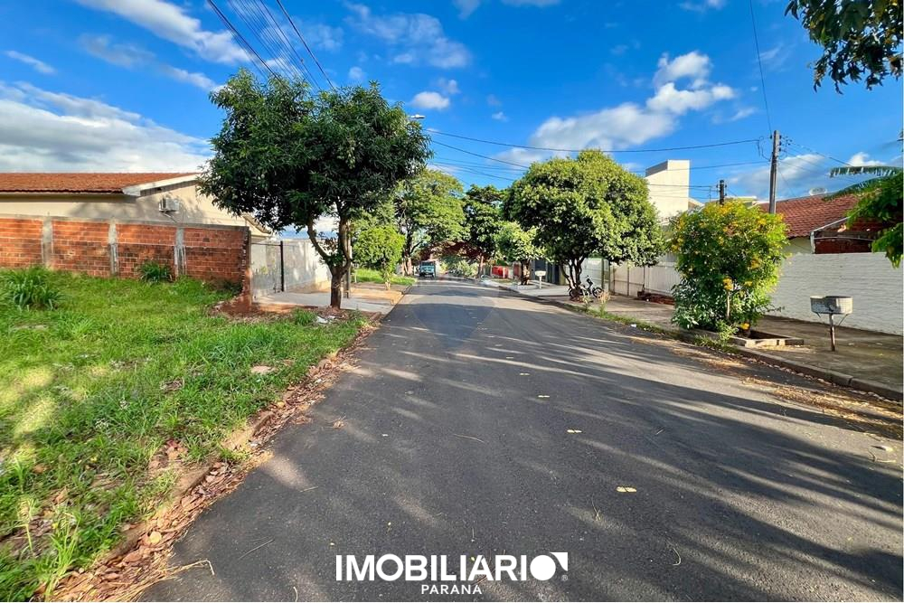 Terreno Comercial para  Venda em Umuarama pela Remax Majob