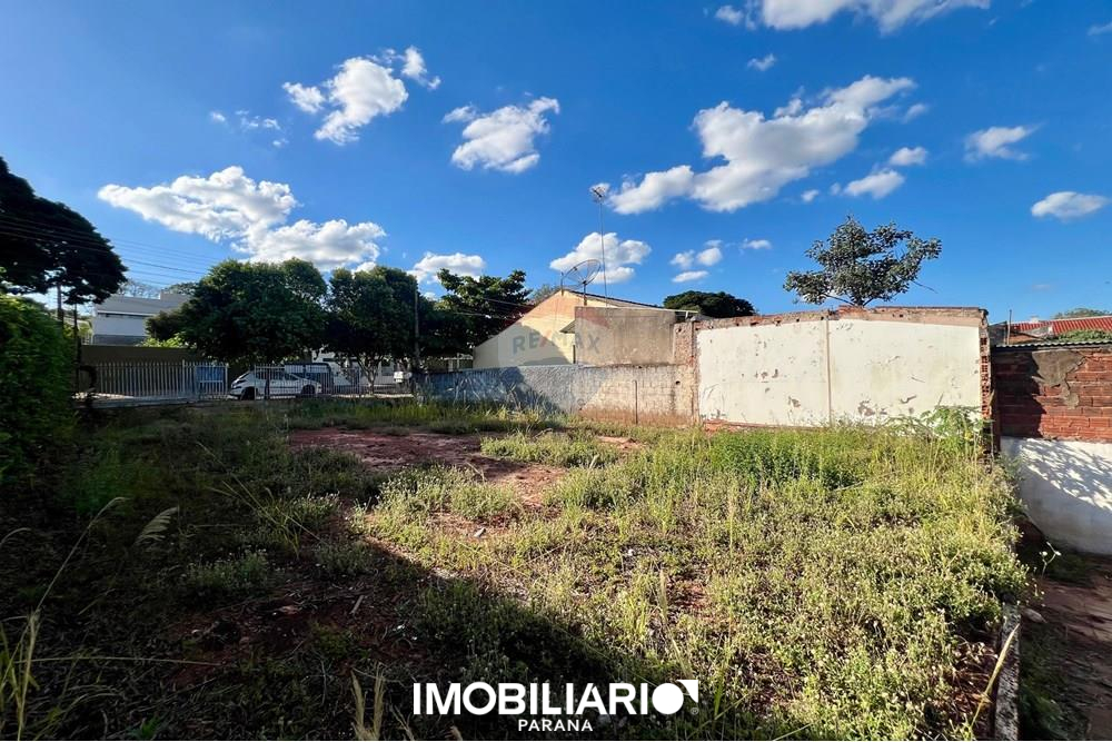 Terreno para  Venda em Umuarama pela Remax Majob