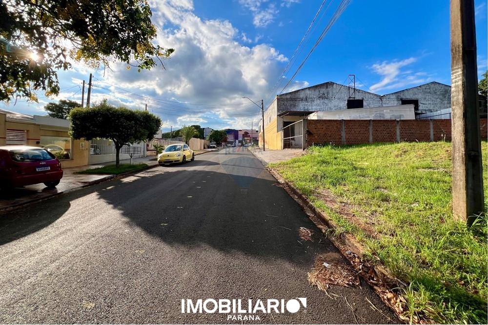 Terreno Comercial para  Venda em Umuarama pela Remax Majob