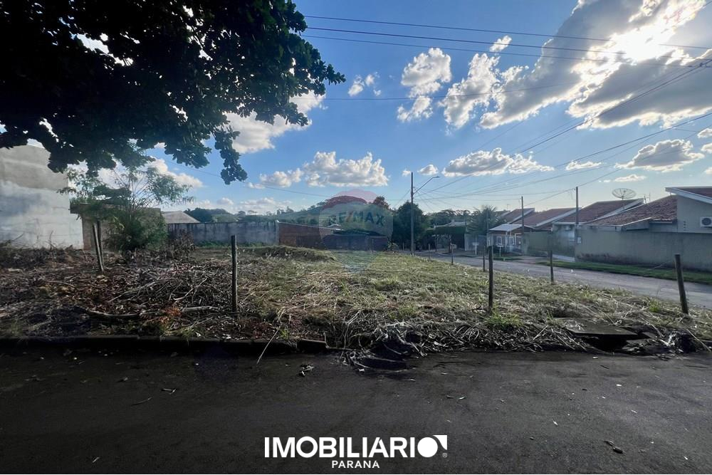 Terreno para  Venda em Umuarama pela Remax Majob