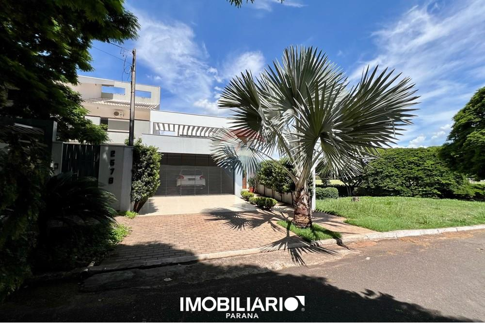 Casa Em Condomínio para  Venda em Umuarama pela Remax Majob