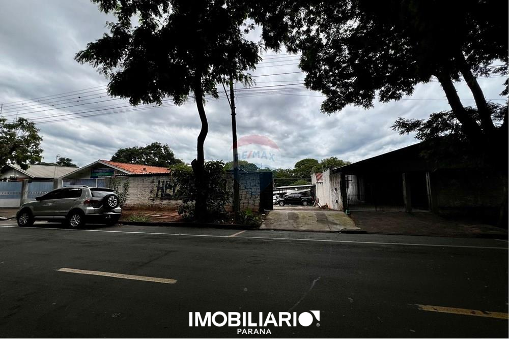 Terreno Comercial para  Venda em Umuarama pela Remax Majob