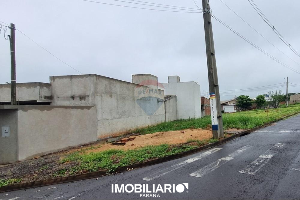 Terreno para  Venda em Umuarama pela Remax Majob