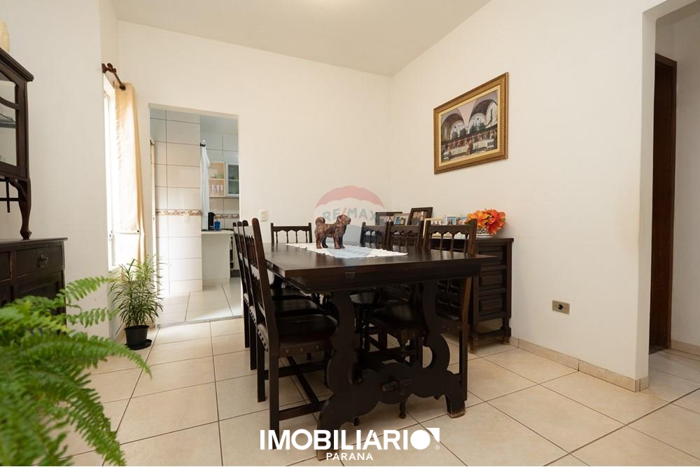 Sobrado para  Venda em Umuarama pela Remax Majob