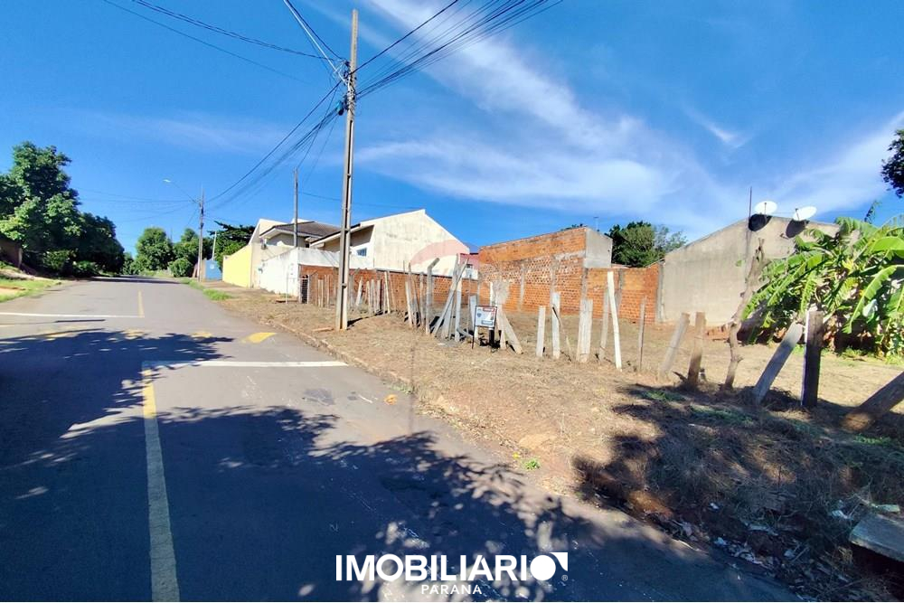 Terreno para  Venda em Umuarama pela Remax Majob