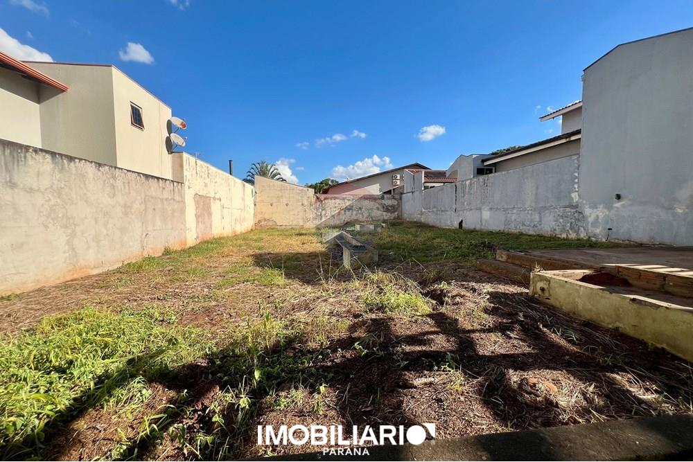 Terreno para  Venda em Umuarama pela Remax Majob