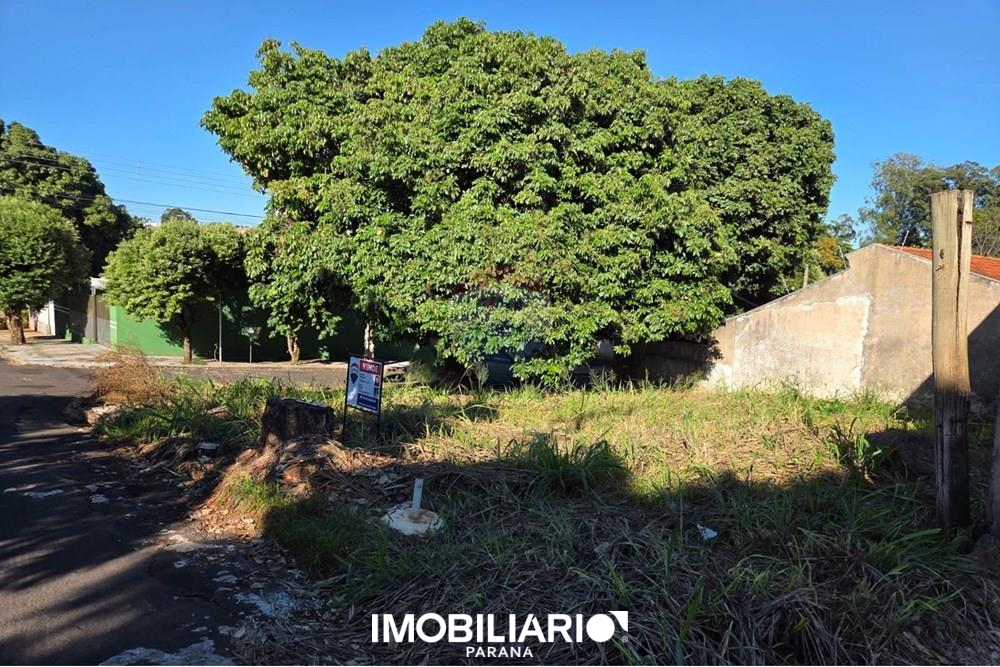 Terreno para  Venda em Umuarama pela Remax Majob