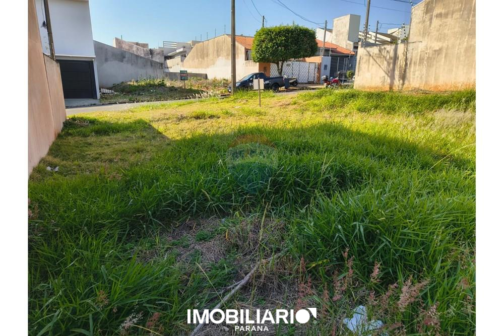 Terreno para  Venda em Umuarama pela Remax Majob