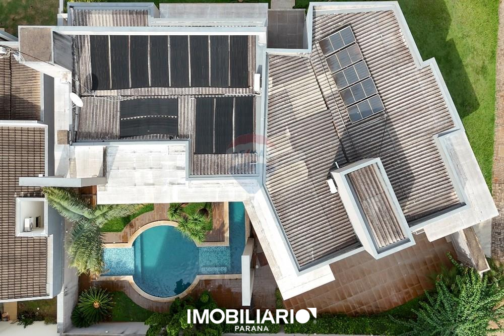 Sobrado para  Venda em Umuarama pela Remax Majob