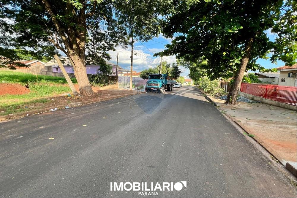 Terreno Comercial para  Venda em Umuarama pela Remax Majob