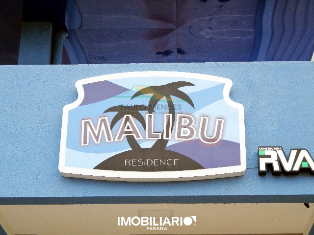 1 SUÍTE MAIS 1 QUARTOS