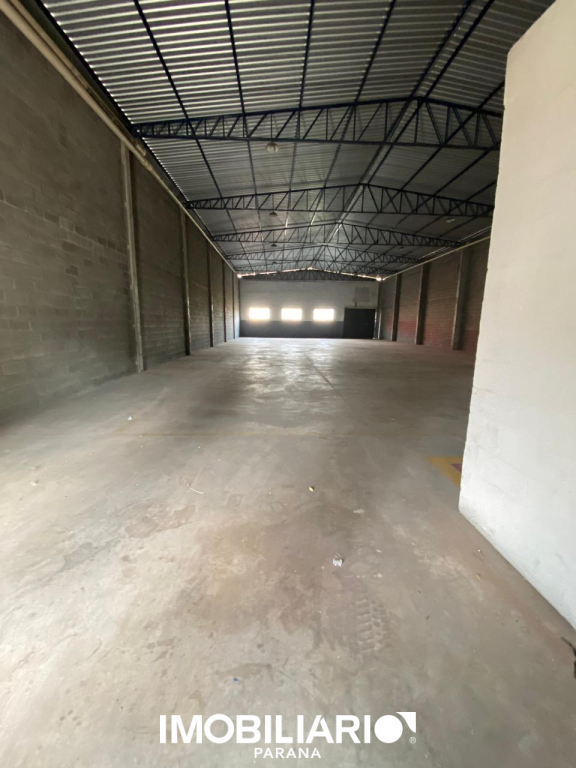 Salão Comercial para  Alugar em Umuarama pela Caetano & Otávio