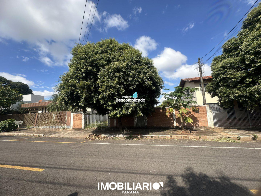 Terreno para  Venda em Umuarama pela Imóvel Descomplicado