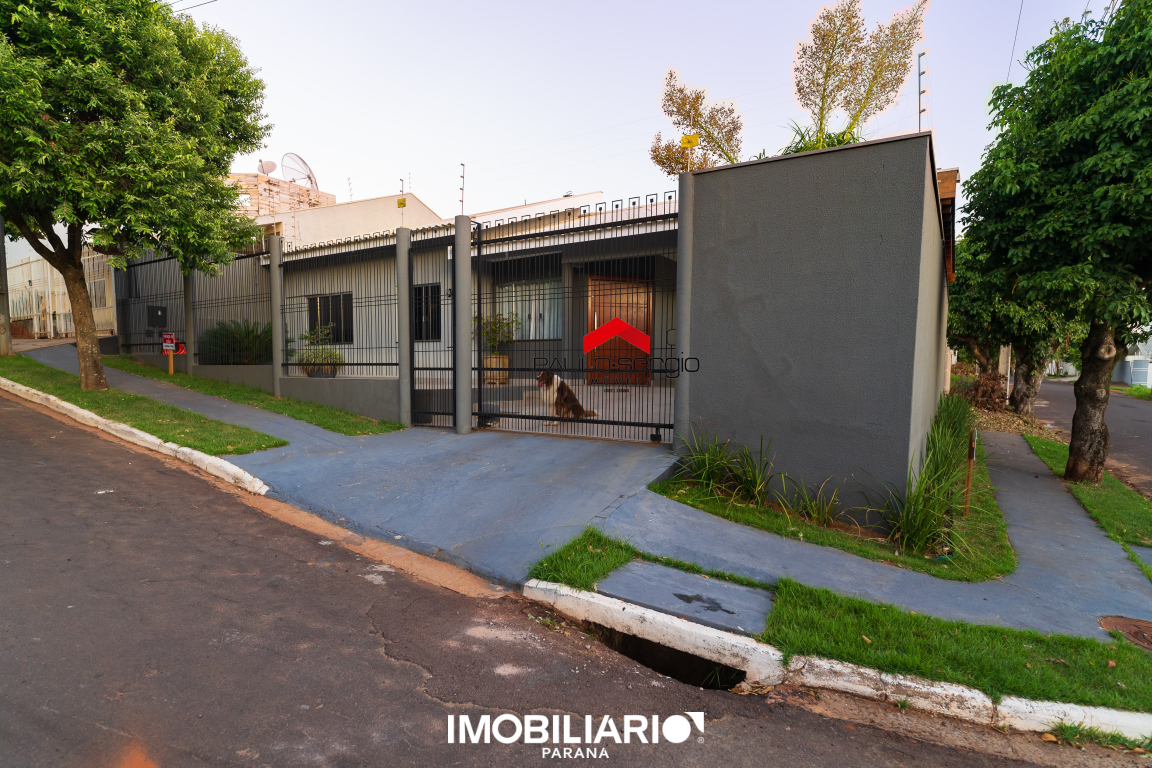 Residência para  Venda em Umuarama pela Paulo Sergio