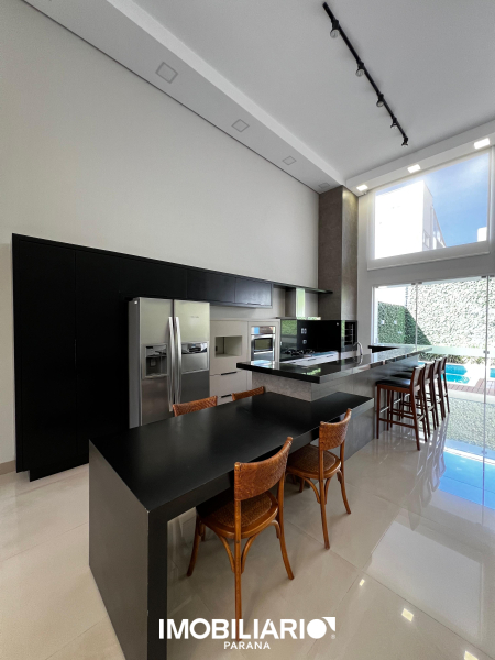 Residência para  Venda em Umuarama pela Caetano & Otávio