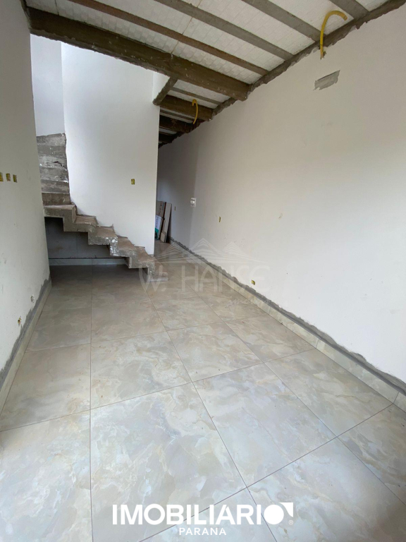 Sobrado para  Venda em Campo Mourão pela W. Hanse Imóveis