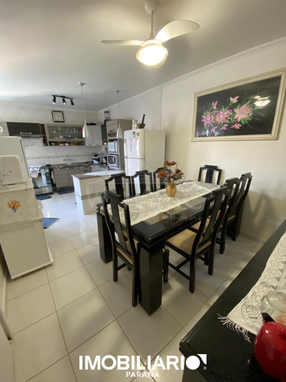 Prédio Comercial para  Venda em Campo Mourão pela W. Hanse Imóveis