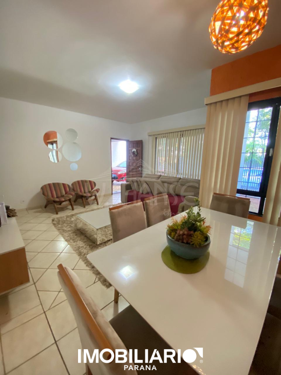 Residência para  Venda em Campo Mourão pela W. Hanse Imóveis