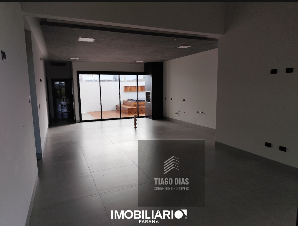 Casa Em Condomínio para  Venda em Umuarama pela Tiago Dias 
