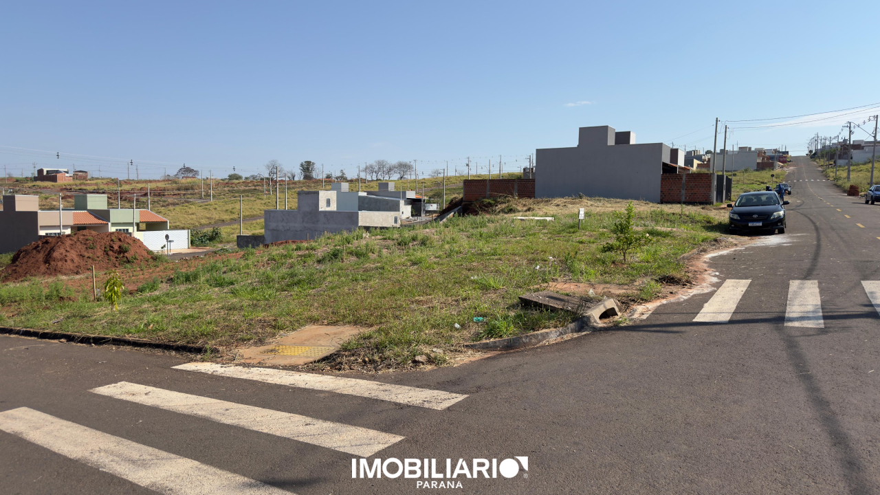 Terreno para  Venda em Umuarama pela Araucária