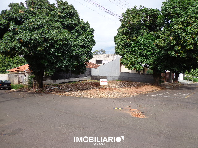 Terreno para  Venda em Umuarama pela Araujo