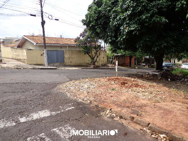 Terreno para  Venda em Umuarama pela Araujo