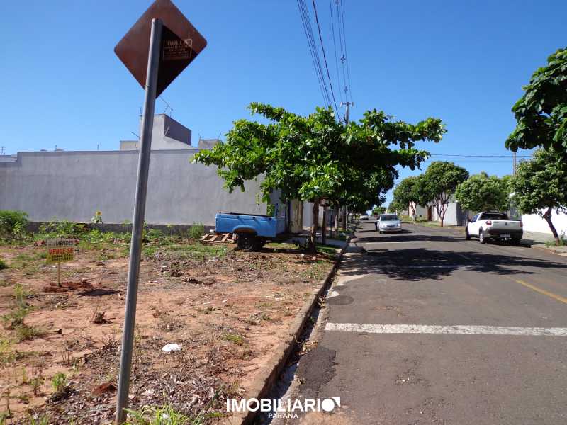 Terreno para  Venda em Umuarama pela Araujo