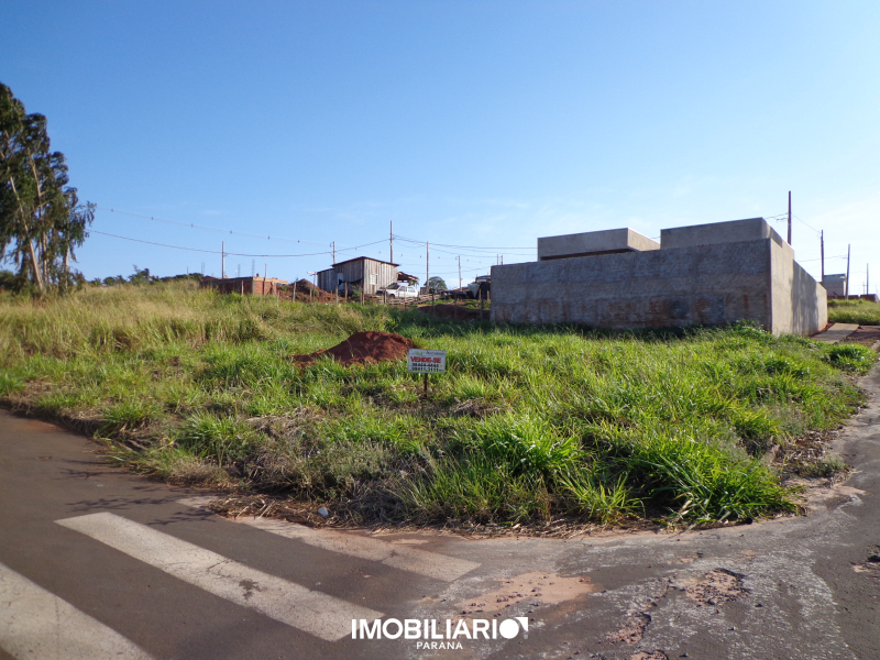 Terreno para  Venda em Umuarama pela Araujo