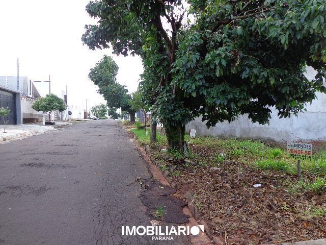 Terreno para  Venda em Umuarama pela Araujo