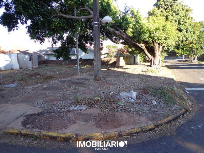 Terreno para  Venda em Umuarama pela Araujo